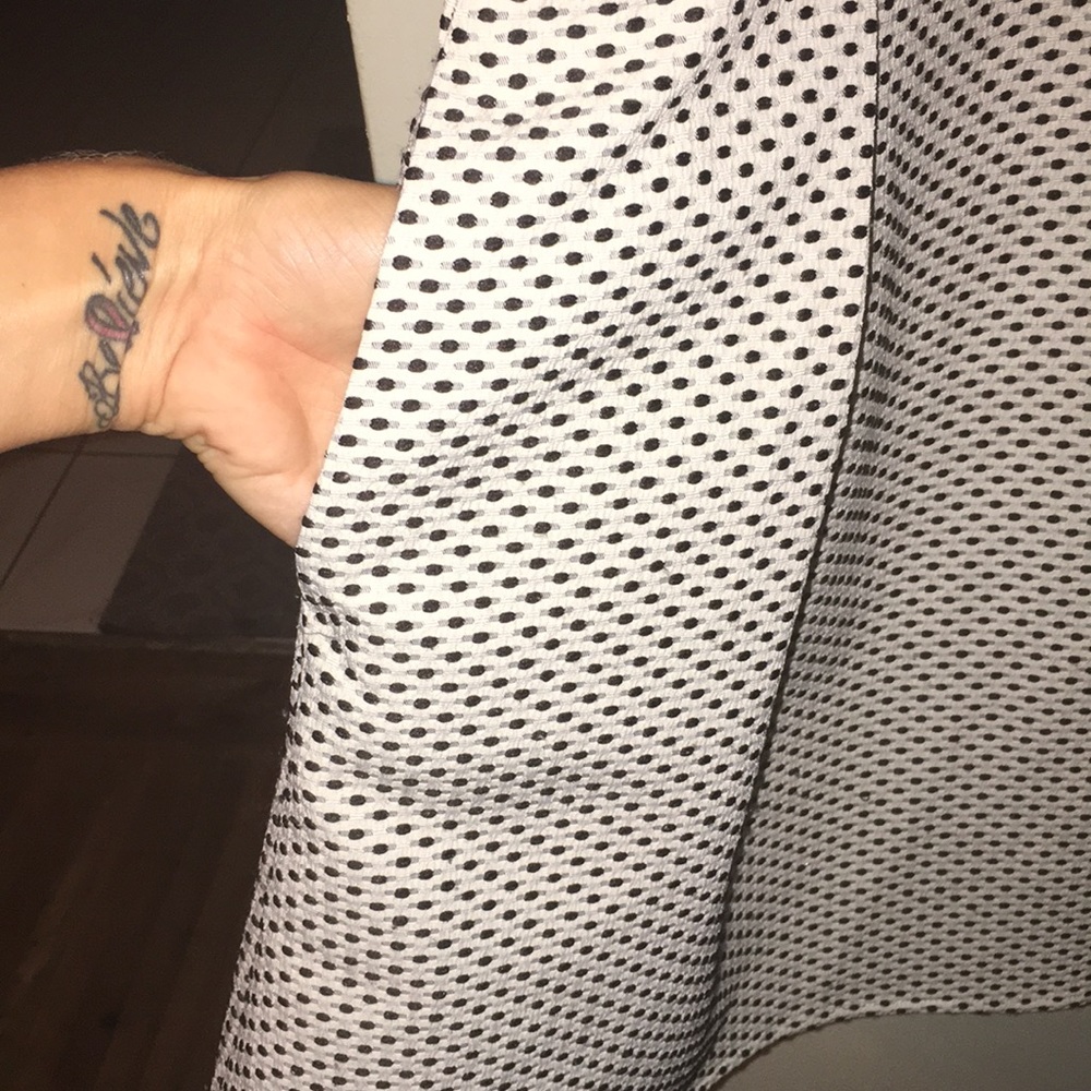 Express dress with pockets. - Picture 3 of 4